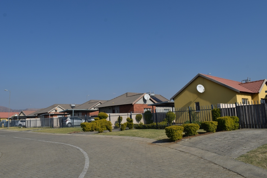 3 Bedroom Property for Sale in Waterkloof Hill Estate North West